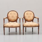 1045 8156 ARMCHAIRS